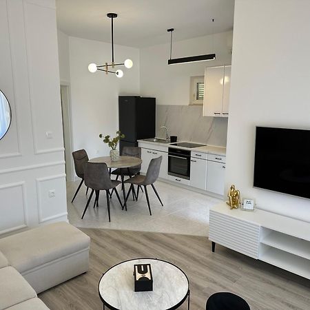 Deluxe Apartments Kate Makarska Exteriör bild